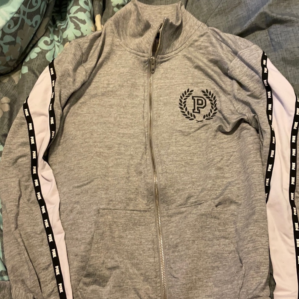 Zip up